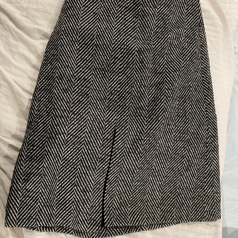 Ann Taylor midi tweed skirt